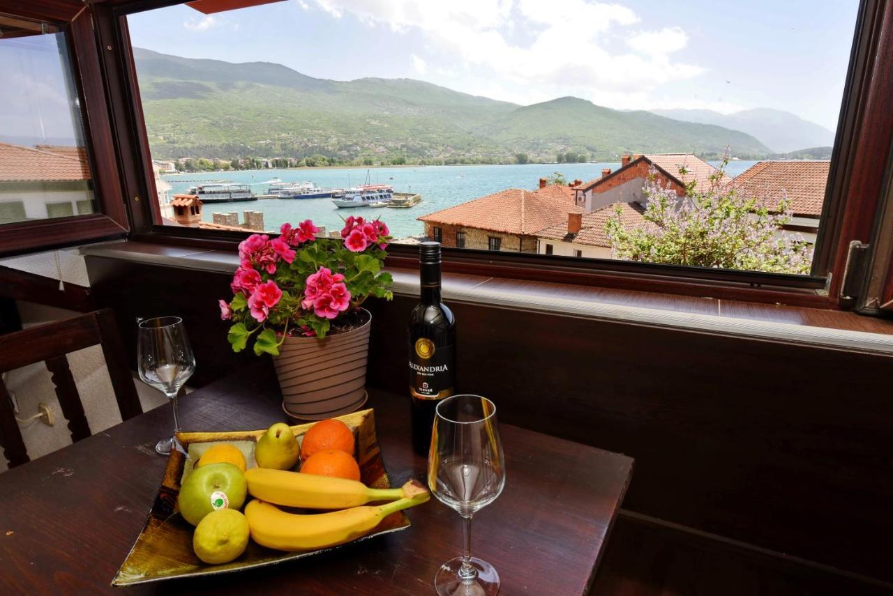 Villa Sapkar Lake View Ohrida Exterior foto